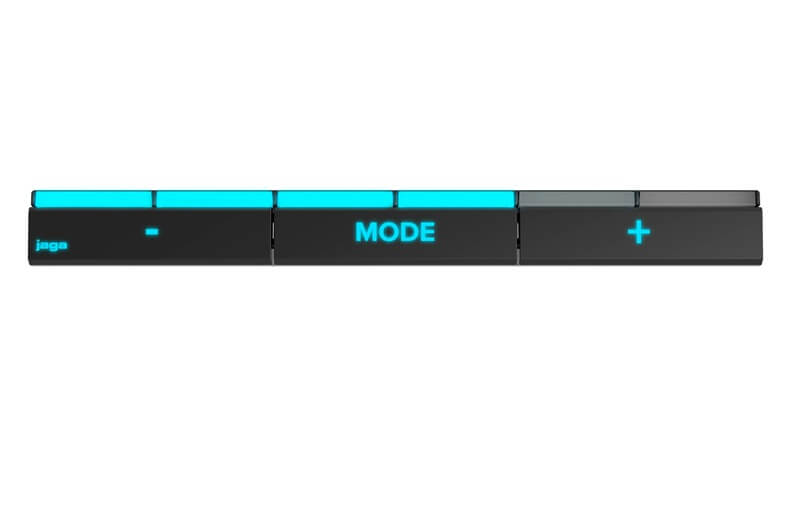 Commande du Jaga Strada Hybrid MM avec éclairage bleu en mode rafraîchissement